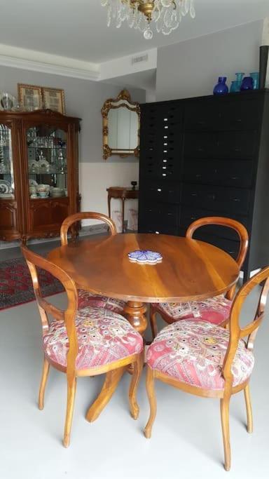 Apartamento Pour Un Couple, Jardin Ginebra